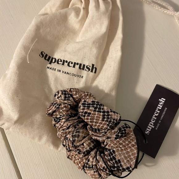 Accessories - Super crush Scrunchie. Brand New